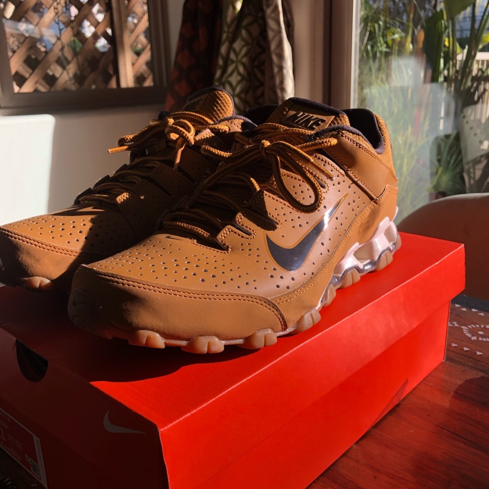 NIKE MENS REAX 8 TR - worn twice!